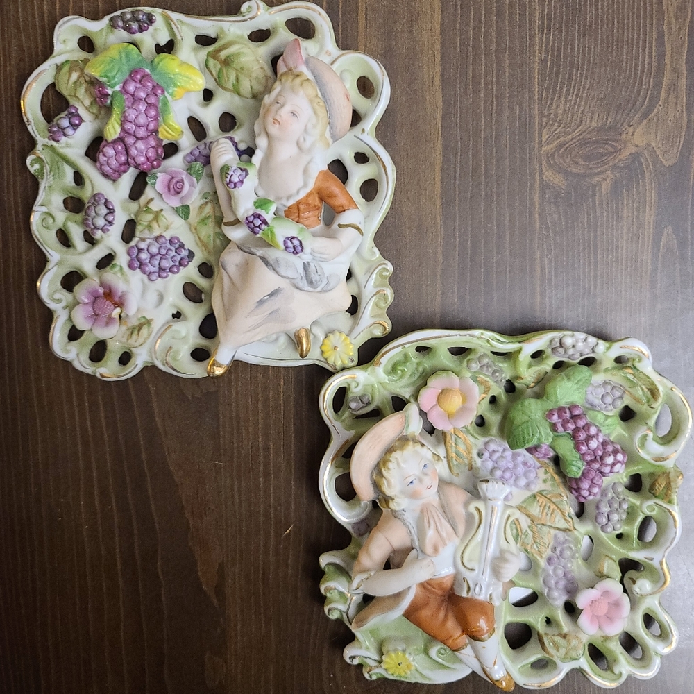 Set of Vintage Capodimonte Porcelain Wall hanging Rococo